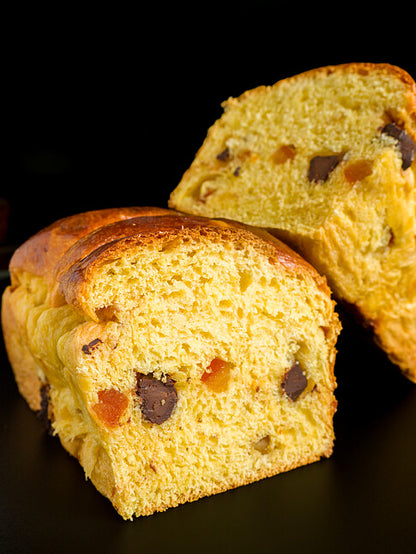 Brioche chocolate y naranja confitada